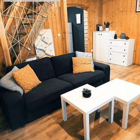 W Puszczy ,,kocanka * Mezyk