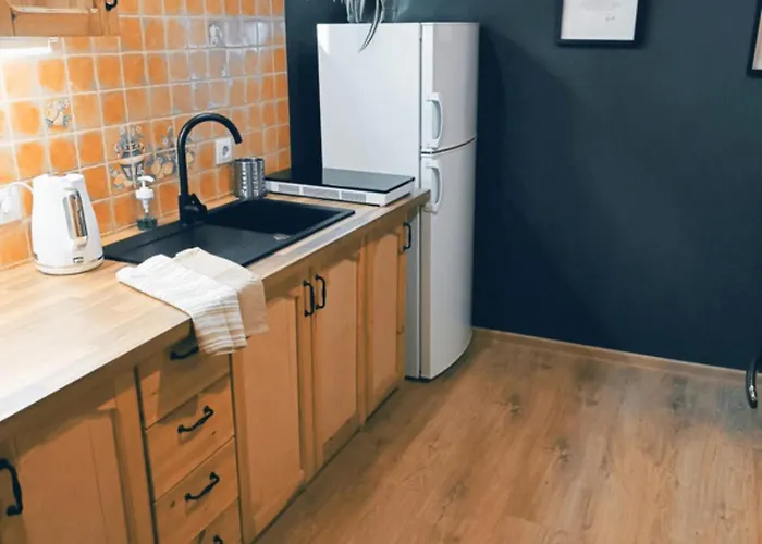 Domek alpejski W Puszczy ,,kocanka Mezyk