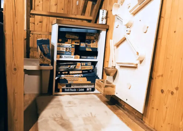 W Puszczy ,,kocanka Domek alpejski Mezyk